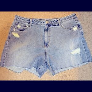 Arizona jean co plus size shorts